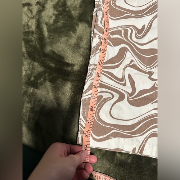 Hollister patterned Utility Dad Pants size 5R (27) - Picture 3 of 5